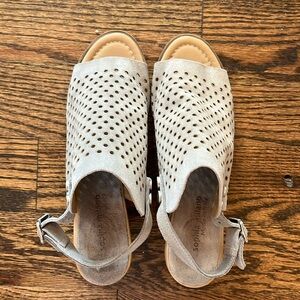 Italian suede sandal size 9